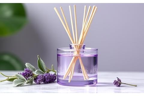 라벤더와 유칼립투스 향 디퓨저